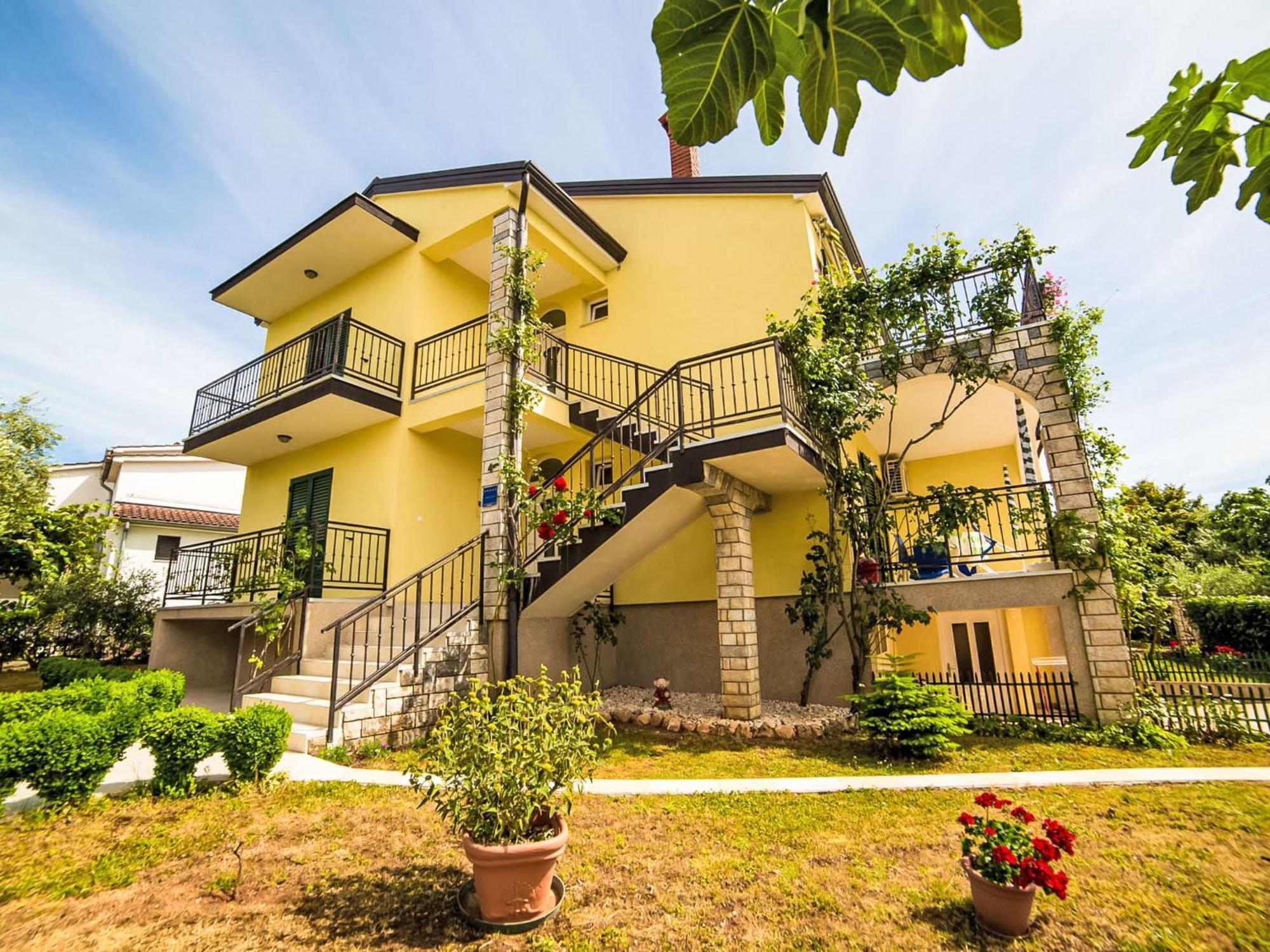 Apartment Jenny-2 By Interhome Porec